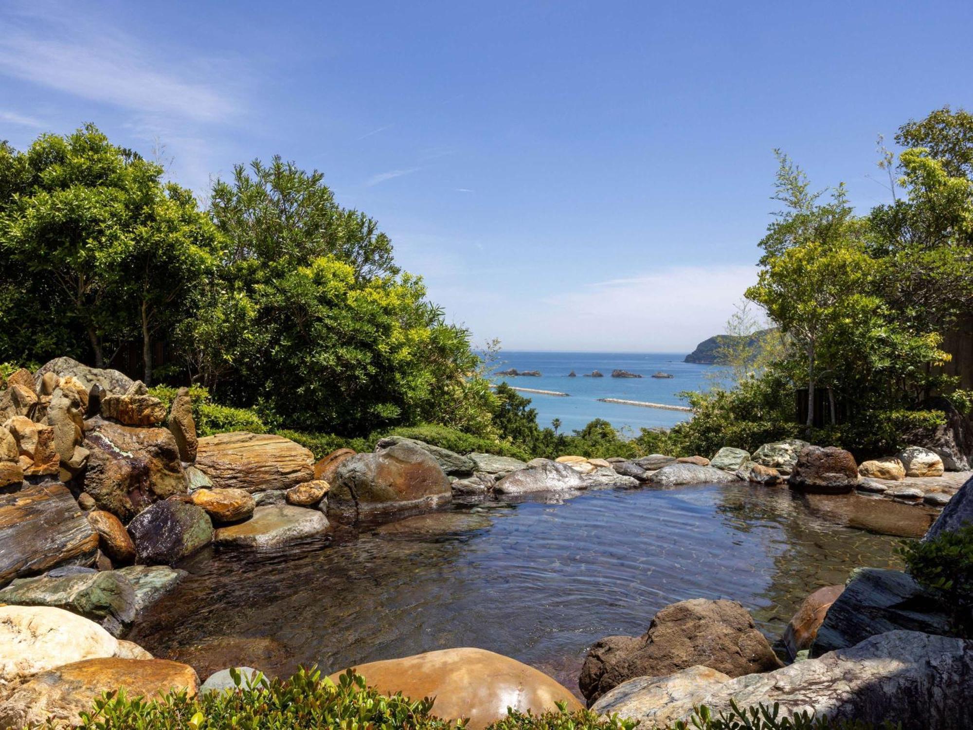 Mercure Wakayama Kushimoto Resort & Spa Екстериор снимка